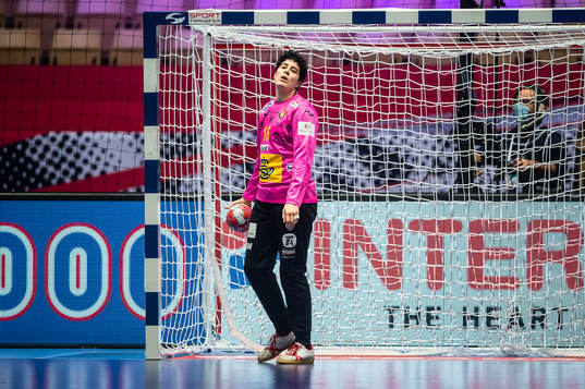 goalkeeper Mercedes Castellanos Soanez of Spain looks