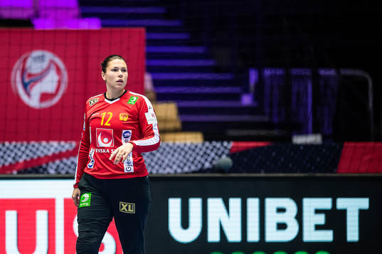 goalkeeper Filippa Idehn of Sweden
