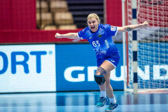 Kristina Kozhokar of Russia celebrates