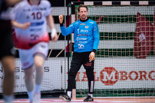 HK Malmös målvakt Dan Beutler jublar