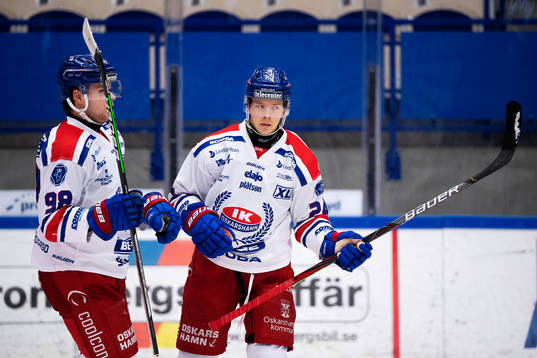 Oskarshamns Kim Strömberg jublar