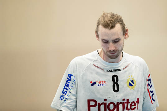 Redbergslids Tobias Johansson deppar