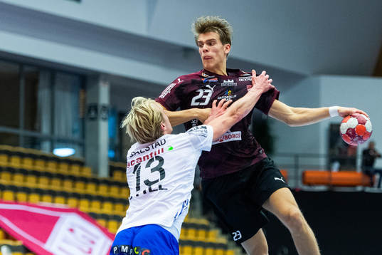 Ystads IFs Lasse Balstad och Lugis Carl Möllerström