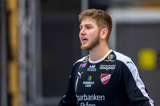 Lugis målvakt Simon Sejr Jensen reagerar