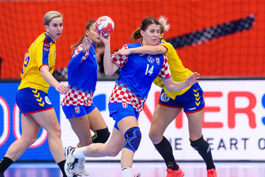 Larissa Kalaus of Croatia