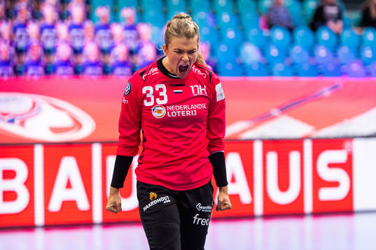 Goalkeeper Tess Wester of Netherlands ceelbrates
