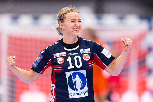 Stine Bredal Oftedal of Norway celebrates