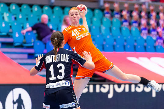 Dione Housheer of Netherlands