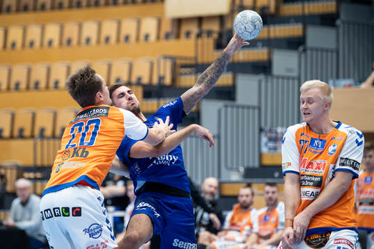 Kristianstads Emil Frend Öfors och Hallbys Jesper Jakobsson