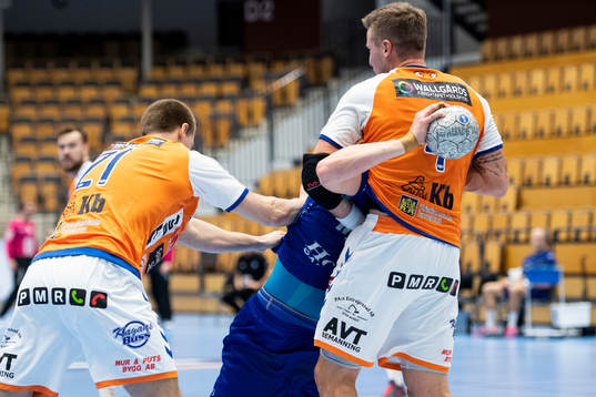 Kristianstads Adam Nyfjäll och Hallbys Robin Svensson