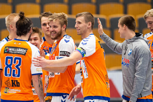 Kristianstads Adam Nyfjäll och Olafur Gudmundsson jublar