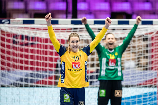 Anna Lagerquist goalkeeper Jessica Ryde of Sweden celebrate