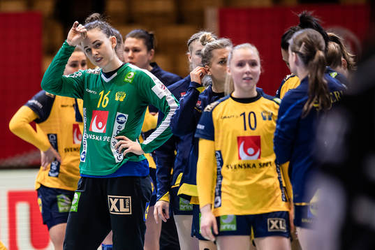 goalkeeper Jessica Ryde of Sweden looks dejected