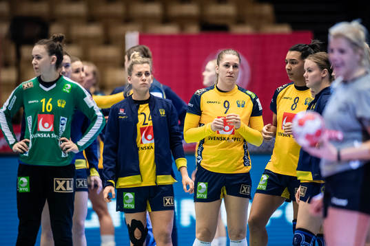 goalkeeper Jessica Ryde, Nathalie Hagman and Kristin