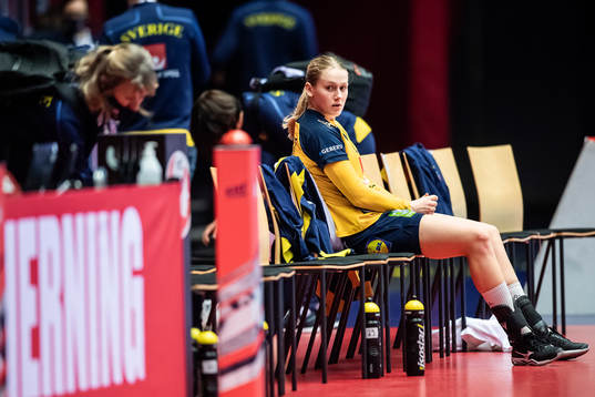 Emma Lindqvist of Sweden looks dejected
