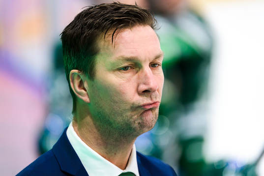 Färjestads huvudtränare Johan Pennerborn