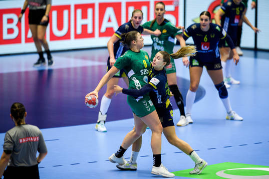 Anna Lagerquist of Sweden against Durdina Jaukovic of