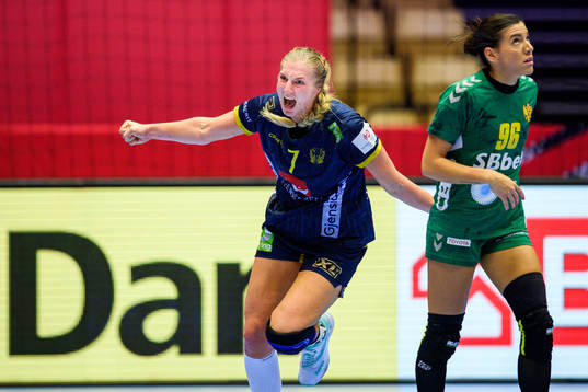 Linn Blohm of Sweden celebrates