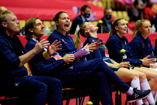 Goalkeeper Filippa Idehn of Sweden reacts