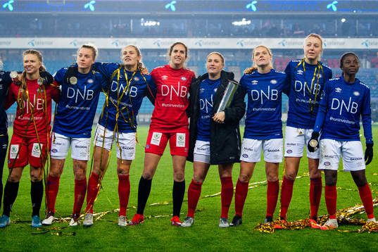 Goalkeeper Jalen Justine Tompkins, Marie Dølvik Markussen,