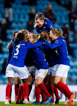 Marie Dølvik Markussen of Vålerenga celebrates with