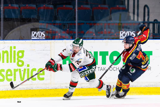 Frölundas Patrik Carlsson och Djurgårdens Robert Nardella