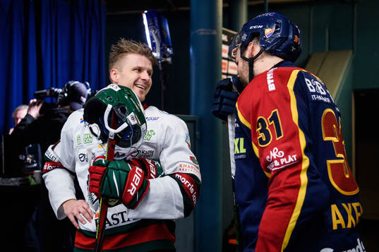 Frölundas Nicklas Lasu och Djurgårdens Dick Axelsson