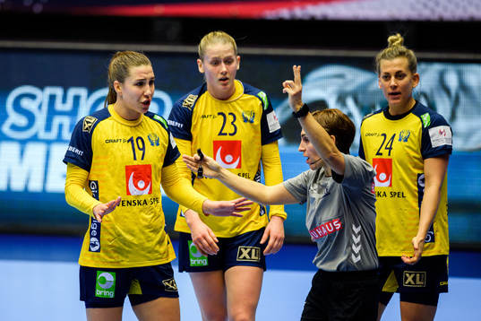 Anna Lagerquist, Emma Lindqvist and Nathalie Hagman of
