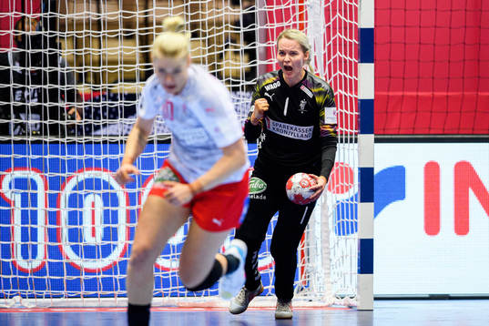 Goalkeeper Sandra Toft of Denmark celebrates