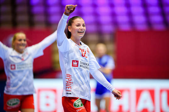 Mie Enggrob Højlund of Denmark celebrates