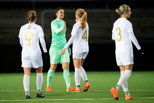 Rosengårds goalkeeper Zecira Musovic and Glodis Perla