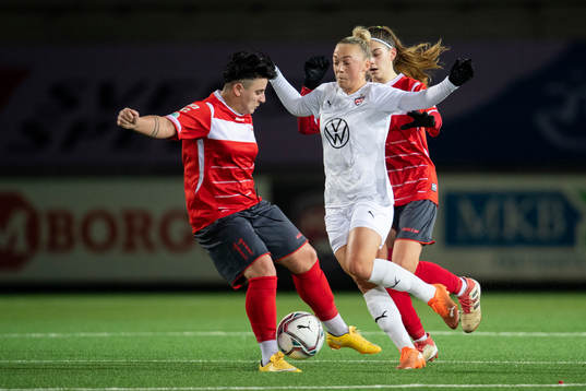 Rosengårds Hanna Bennison and Lanchkhti Mariam Danelia