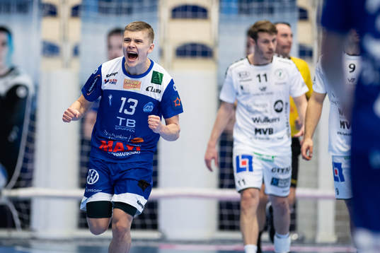 Alingsås Benjamin Helander jublar