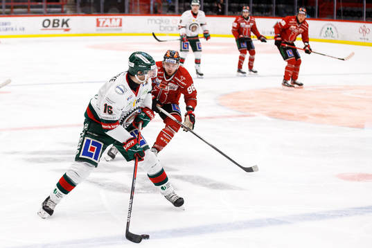 Frölundas Stefan Elliott och Örebros Robin Kovacsunder