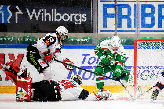Rögles Leon Bristedt oroar bakom Malmö Redhawks Anton