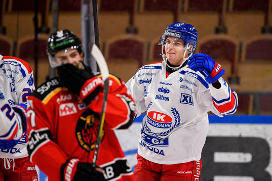 Oskarshamns Rickard Palmberg jublar