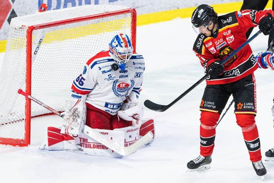 Oskarshamns målvakt Tex Williamsson och Luleås Einar