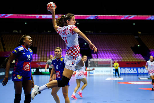 Tena Japundza of Croatia