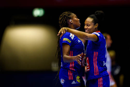 Estelle Nze Minko and Oceane Sercien Ugolin of France