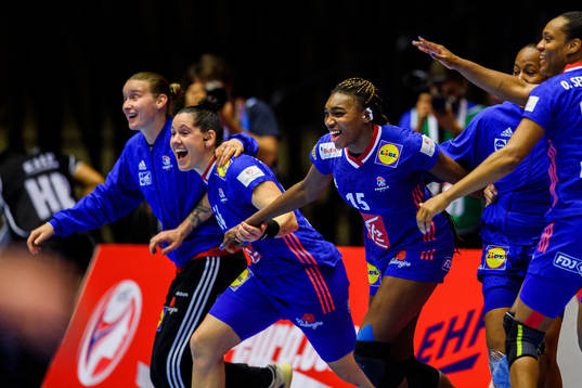 Players of France celebrate