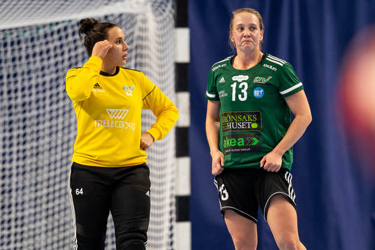 Helsingborgs målvakt Leila Melcher och Emelie Kristiansson
