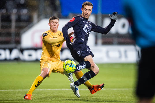 Alfons Sampsted of Bodø/Glimt and Fredrik Torsteinbø of