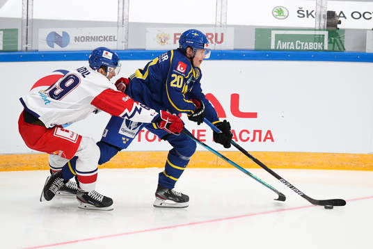 Lukas Radil of Czech Republic and Lawrence Pilut of