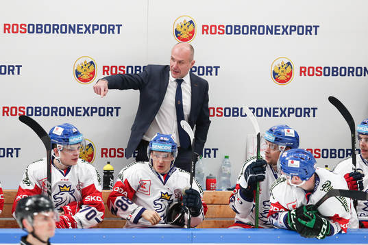 Head coach Filip Pesan of Czech Republic