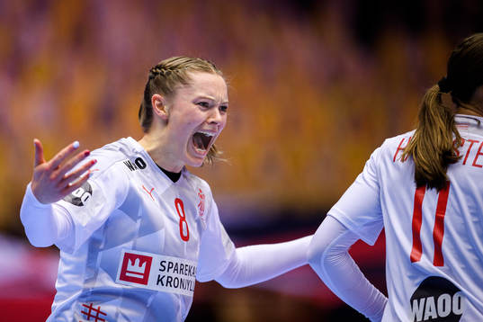 Anne Mette Hansen of Denmark celebrates