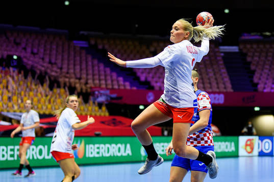 Larke Nolsoe Pedersen of Denmark
