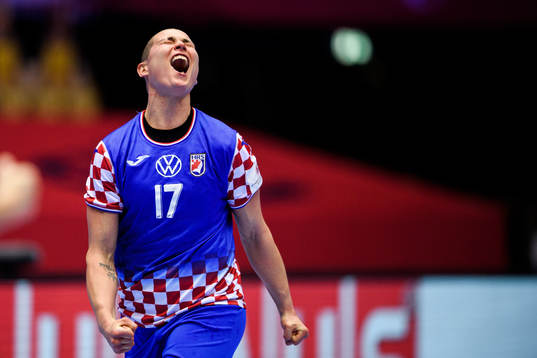 Katarina Jezic of Croatia celebrates