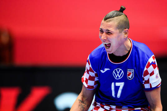 Katarina Jezic of Croatia celebrates