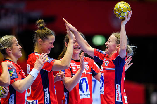 Marit Malm Frafjord and Stine Bredal Oftedal of Norway