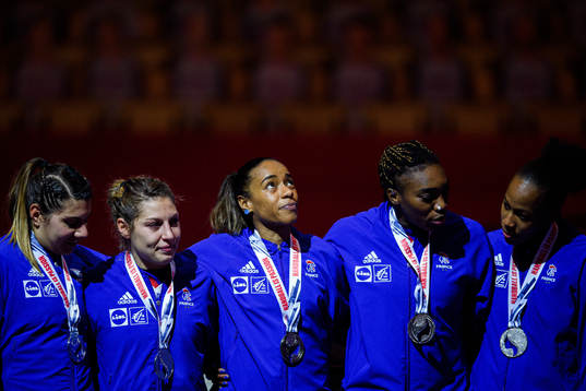 Players of France looks dejected